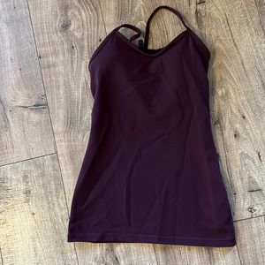 Lululemon tank